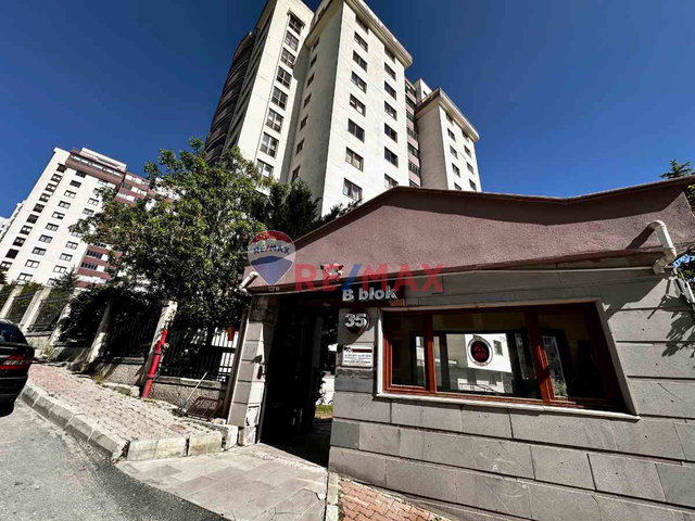 ÇANKAYA YILDIZEVLER DUYU SK. ALKAZAR KİRALIK 6+2 SİTE İÇİ