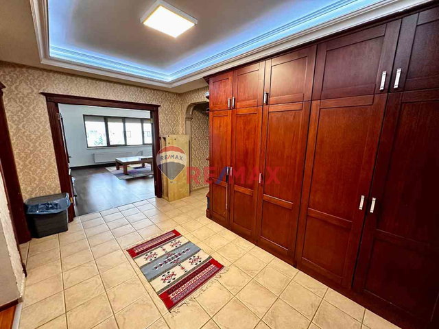 ÇANKAYA YILDIZEVLER DUYU SK. ALKAZAR KİRALIK 6+2 SİTE İÇİ