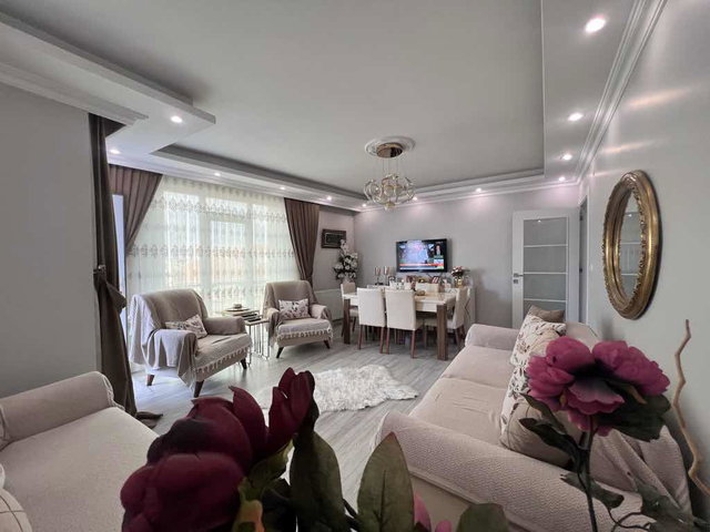 NECİP FAZIL KISAKÜREK MAHALLESİNDE DUBLEKS DAİRE - SİTE  İÇİNDE - 5+2