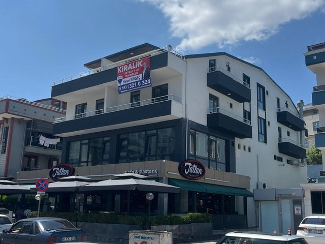 İZMIT TOPÇULAR MAHALLESI 40 M2 EŞYALI 1+0 KIRALIK DAIRE