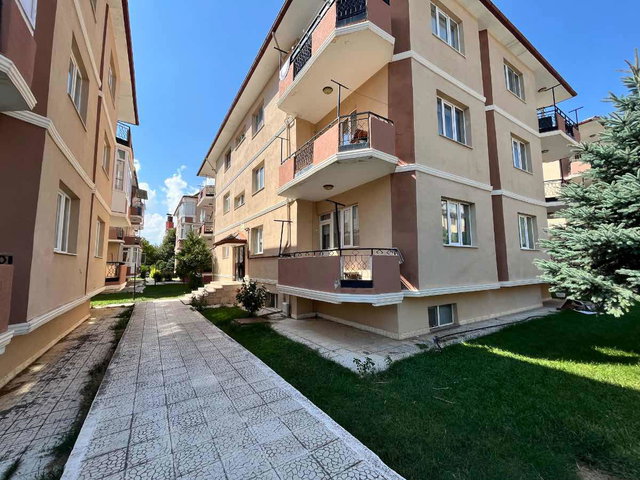 REMAX DEM'DEN YAVUZ SELİM MAH. 125M2 NET 2+1 SATILIK DAİRE