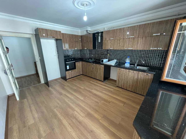 İSTİKLAL MAHALLESİ CADDE 54 YAKINI 5+1 KİRALIK GENİŞ DAİRE