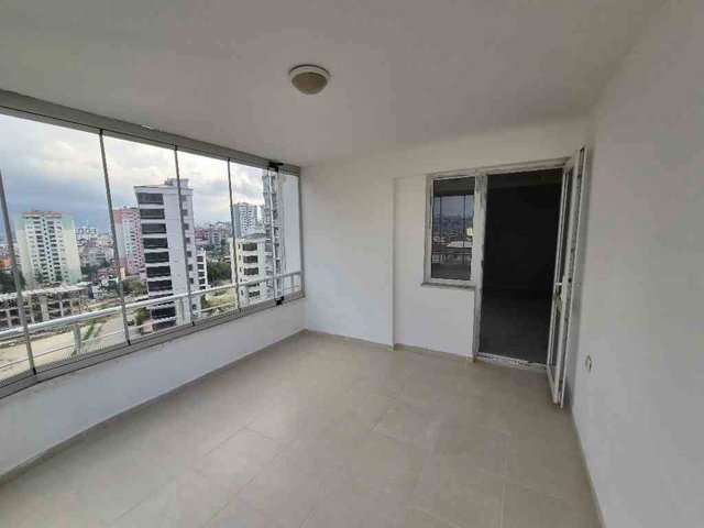 REMAX MUSTAFA'DAN ARIBURNU İLKOKULU YANINDA SITE IÇİ 3+1 KIRALIK DAIRE