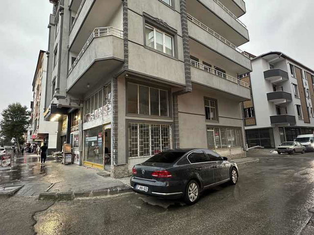 GÖKSUN’DA 165 M² BRÜT 3+1 KİRALIK DAİRE | BALKONLU, DOĞALGAZ KOMBİLİ, BOŞ