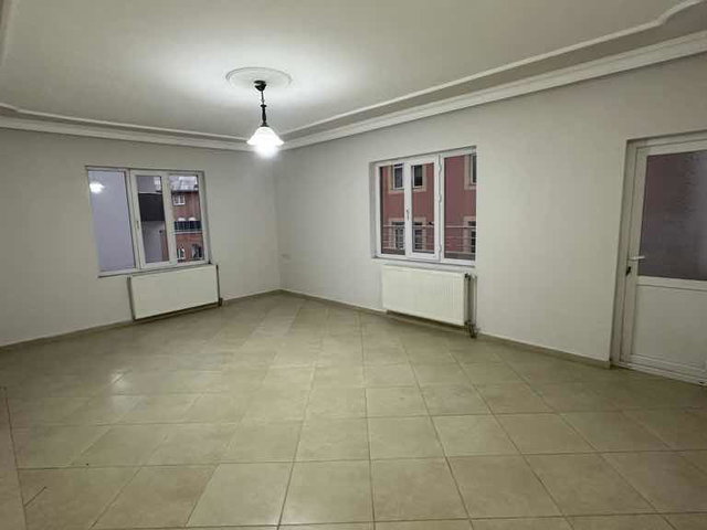 GÖKSUN’DA 165 M² BRÜT 3+1 KİRALIK DAİRE | BALKONLU, DOĞALGAZ KOMBİLİ, BOŞ
