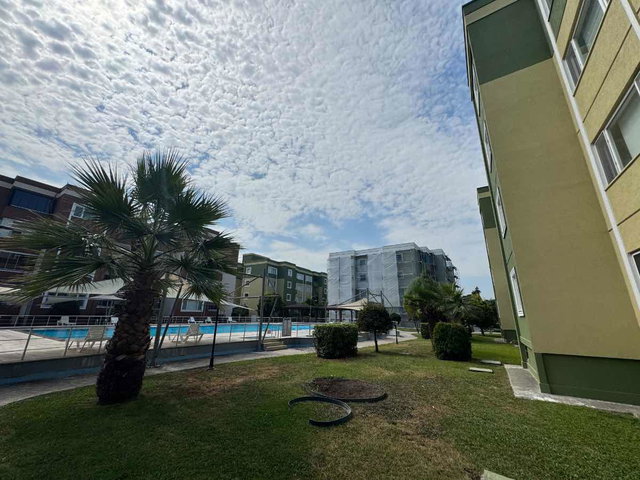 İZMİT KAVANİUM 832’DE SATILIK TAM EŞYALI KİRACILI 1+1 DAİRE