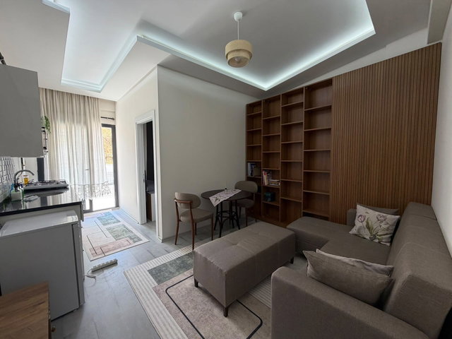 BUCA KURUÇEŞME MH. ASEM LIFE SITESI EŞYALI SATILIK 1+1 DAIRE