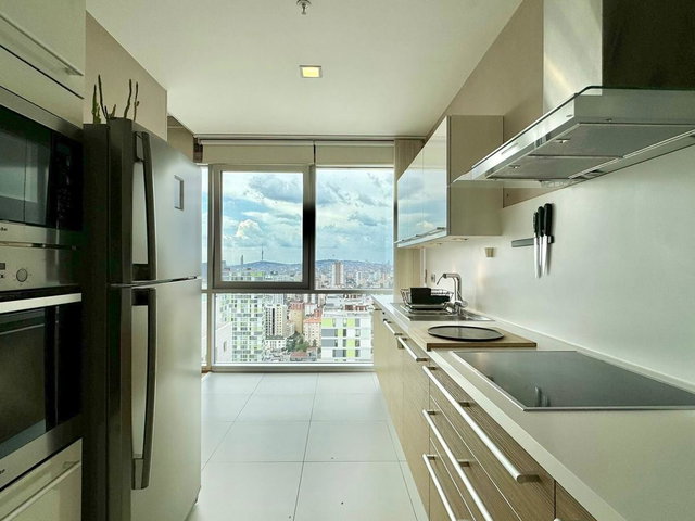 ATAŞEHİRE KOMŞU CANAN REZİDANS EN BÜYÜK TIP 2+1 SATILIK DAİRE
