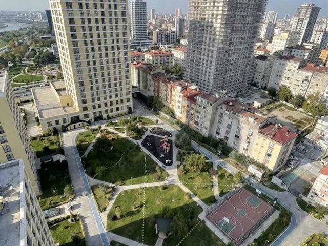 METRO HAYAT EVLERİN’DE METROYA SIFIR LÜKS SATILIK 4+1 DAİRE
