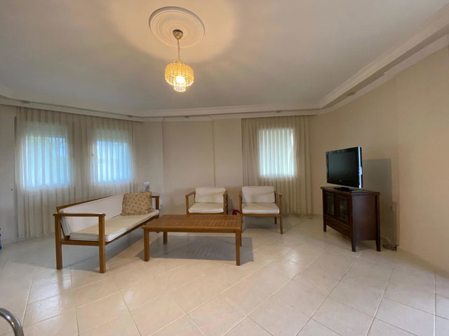 ÇEŞME DALYAN DA DENIZ MANZARALI 4+1 MÜSTAKIL VILLA