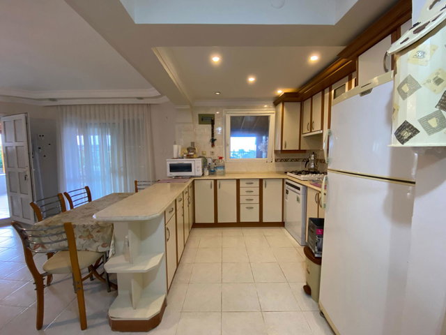 ÇEŞME DALYAN DA DENIZ MANZARALI 4+1 MÜSTAKIL VILLA