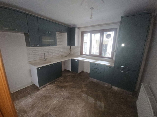 ŞÜKRÜBEY METROBÜS’E YAKIN KİRALIK DAİRE
