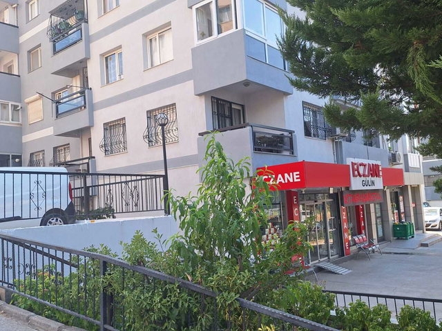 BUCA AHMET PIRIŞTINA BULV.ÜZERI SITE IÇI 3+1 KIRALIK DAIRE
