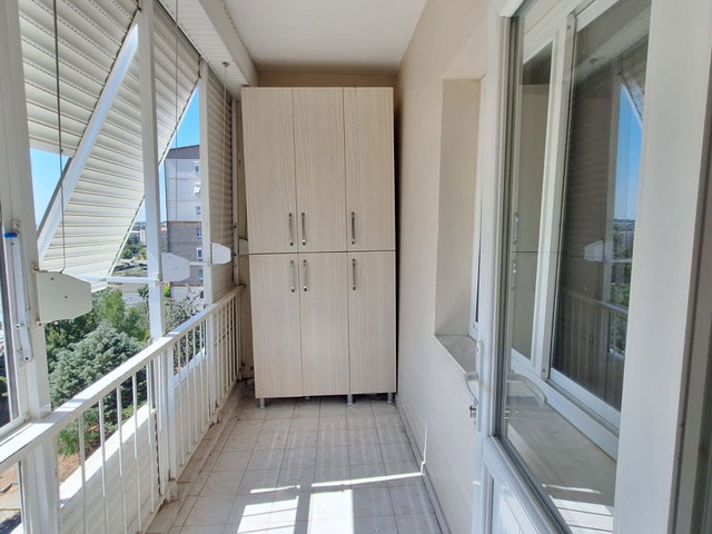 İZMIR BUCA'DA D.GAZLI,KAPALI MUTFAK KIRALIK 2+1 DAIRE