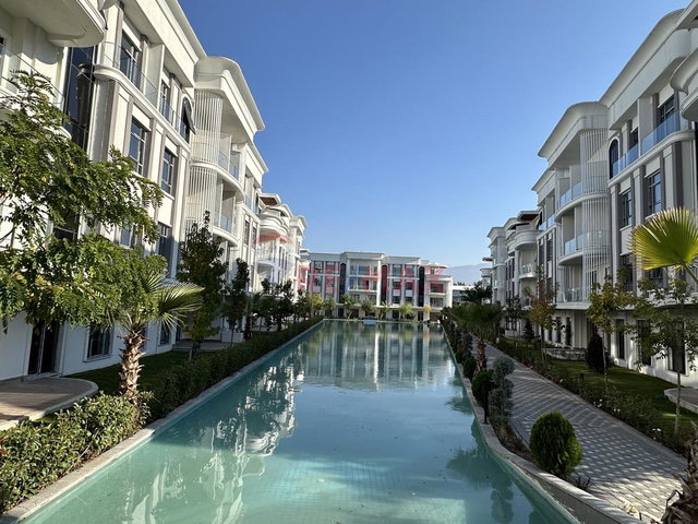 ZERAY MAHAL KARTEPE'DE SATILIK LÜKS 3+1 ARAKAT DAİRE
