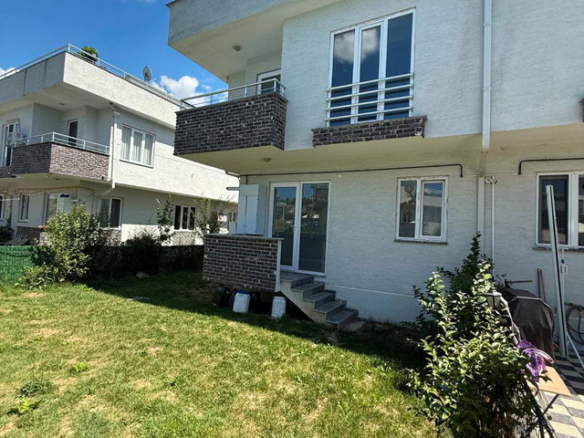SAKARYA KARAPINAR RIFATBEY KONAKLARI 3+1 BAHÇELİ DUBLEKS KİRALIK VİLLA