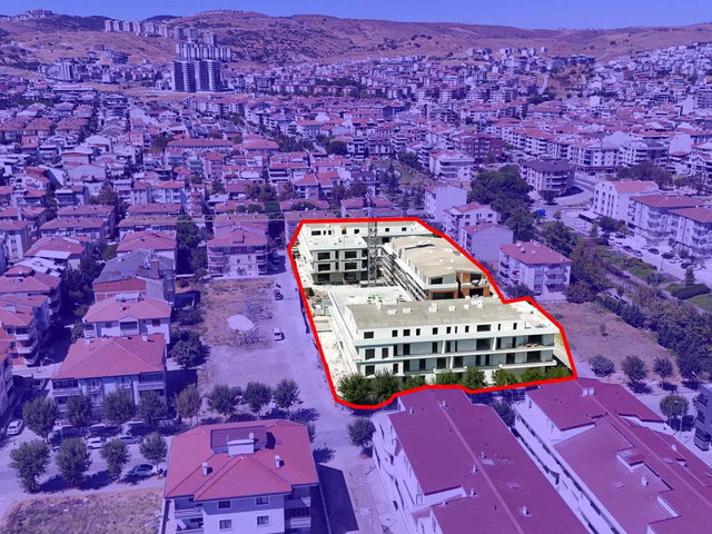 REMAX MID'DEN ÖZEL TERASLI 2+1 LÜKS DAİRE