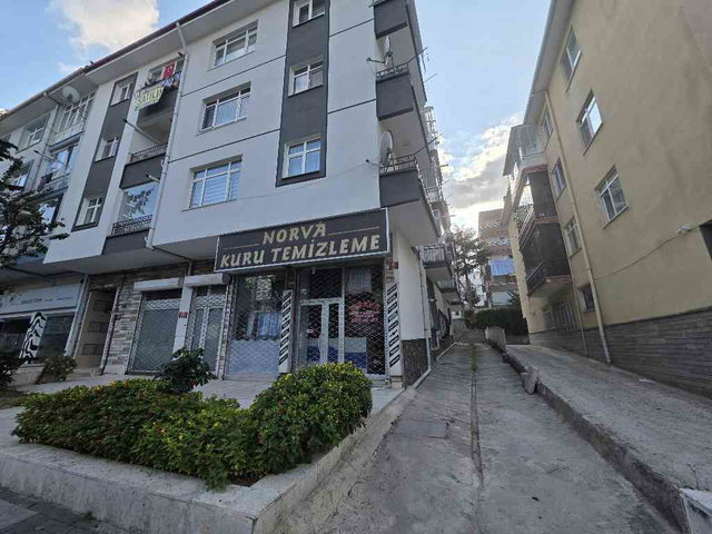 ANKARA ÇANKAYA’DA GİRİŞ KAT 3+1 | 95 M² NET | BALKONLU | KREDİYE UYGUN