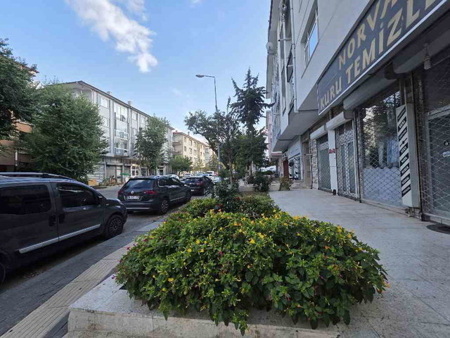 ANKARA ÇANKAYA’DA GİRİŞ KAT 3+1 | 95 M² NET | BALKONLU | KREDİYE UYGUN