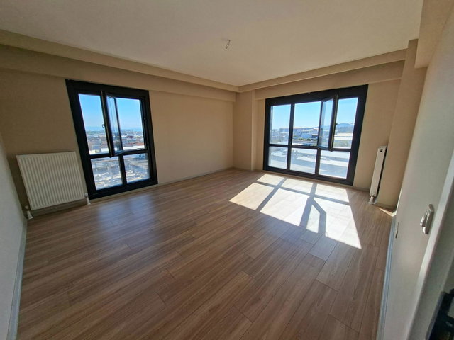 KURTKÖY METRO YANI 360 SUİT HAVUZ CEPHE 130 M2 KIRALIK DAİRE
