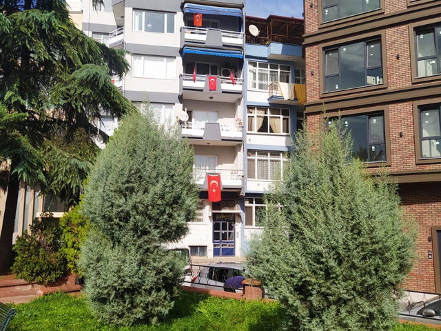 KOCAELİ İZMİT KOZLUK’TA FULL DENİZ MANZARALI, GENİŞ 2+1 DAİRE