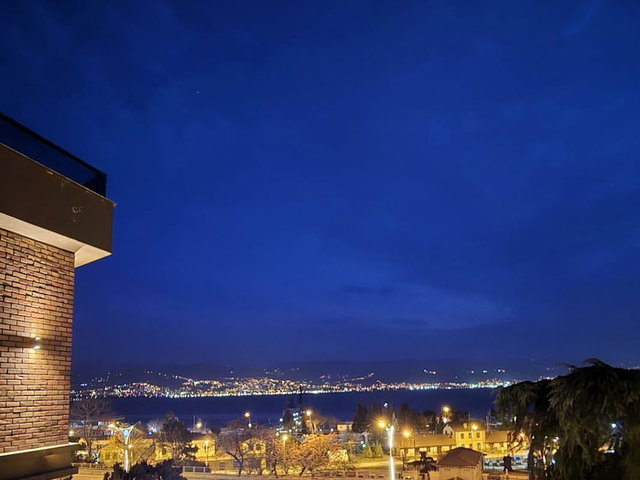 KOCAELİ İZMİT KOZLUK’TA FULL DENİZ MANZARALI, GENİŞ 2+1 DAİRE