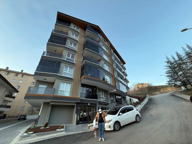 ÇALDIRANDA SIFIR 3+1 LÜKS 120 M² OTOPARKLI VEGA AVMYE 500M