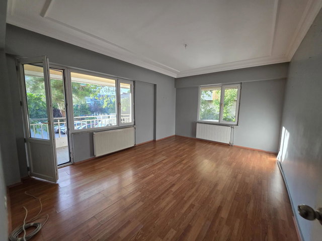 PENDİK YAYALAR SİTE İÇİ 3+1 PEYZAJ CEPHE 3 BALKON 130M2 KİRALIK
