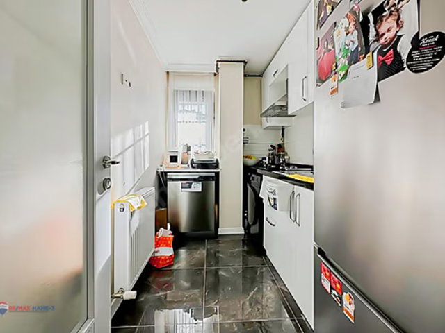 BAHÇELIEVLER MERKEZDE 60M2 GENIŞ 1+1