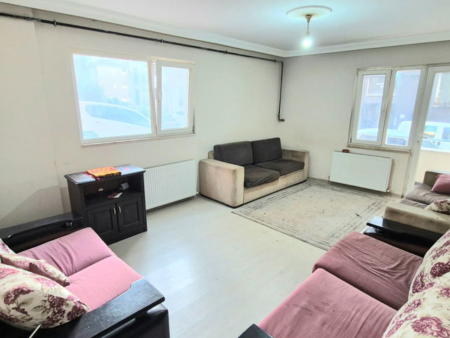 REMAX KANYON'DAN KELEPİR!! 8 YILLIK BİNA 2+1 DAİRE SATIŞTA