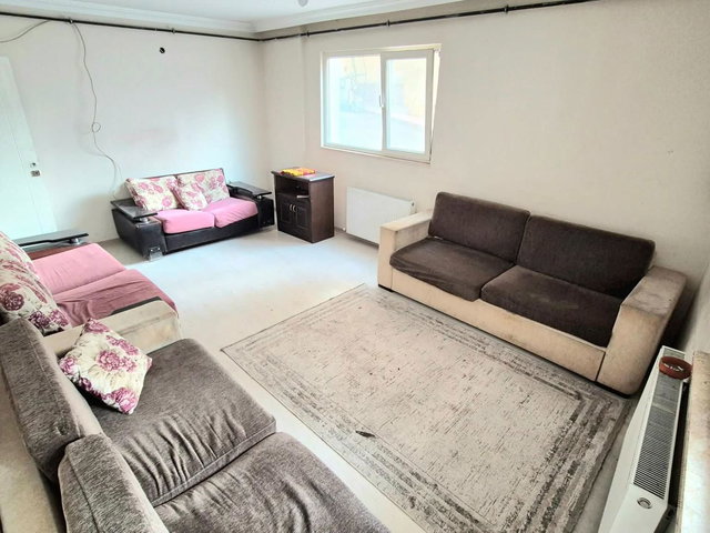 REMAX KANYON'DAN KELEPİR!! 8 YILLIK BİNA 2+1 DAİRE SATIŞTA