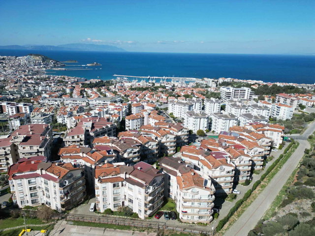 KUŞADASI EGE MAH. ALTIN GRUP SİTESİ’NDE 3+1  GENİŞ FERAH DAİRE