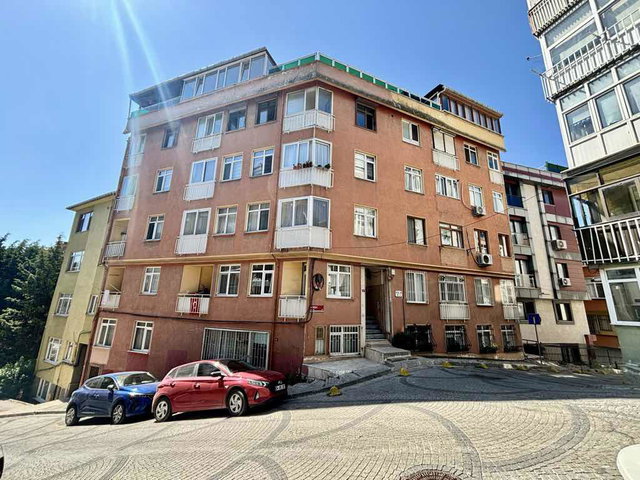ÜSKÜDAR SULTANTEPEDE AYDINLIK KÖŞE PARSEL 2+1 SATILIK DAİRE