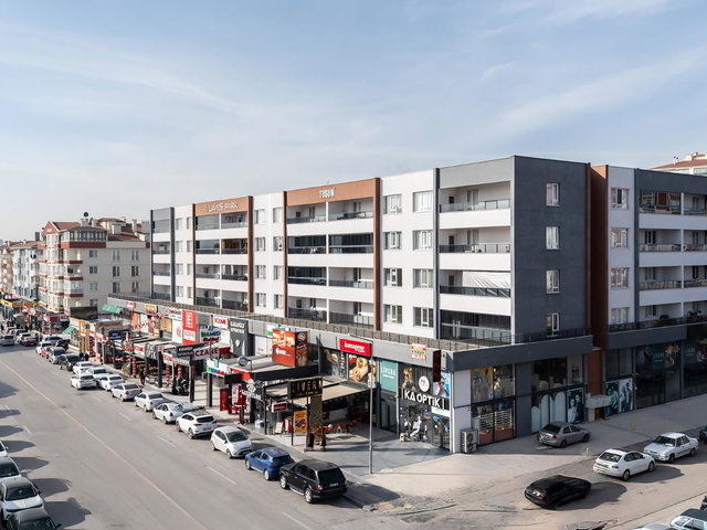 HASTANE VE METRO KARŞISINDA ÖN KÖŞE ÇIFT CEPHE 2+1 SATILIK DAIRE