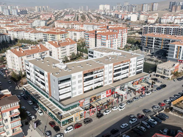 HASTANE VE METRO KARŞISINDA ÖN KÖŞE ÇIFT CEPHE 2+1 SATILIK DAIRE