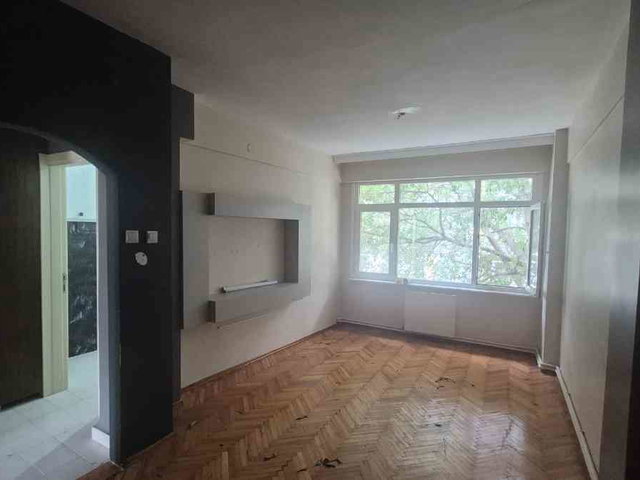 BAKIRKÖY ZEYTİNLİK MAHALLESİNDE FIRSAT 2+1 DAİRE