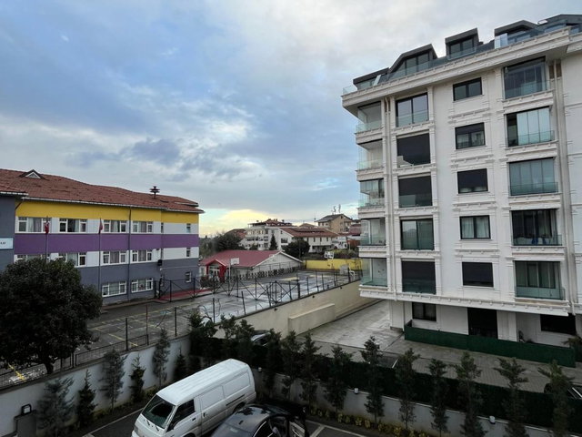 ÇENGELKÖY'ÜN EN NEZİH NOKTASINDA-SIFIR-BOŞ-2+1 SATILIK DAİRE