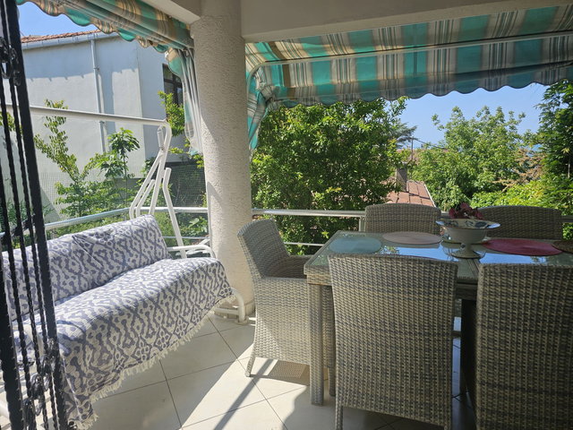 BÜYÜKÇEKMECE’DE GÜNEY CEPHELİ FULL DENIZ MANZARALI  4+1 TRIPLEKS DAIRE