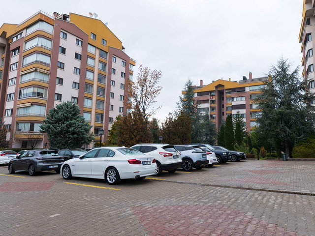 MUTLUKENT MAHALLESİ ESKİ KALENDER EVLERİNDE SATILIK 3+1 DAİRE