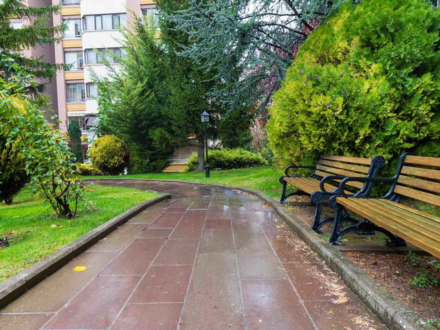 MUTLUKENT MAHALLESİ ESKİ KALENDER EVLERİNDE SATILIK 3+1 DAİRE
