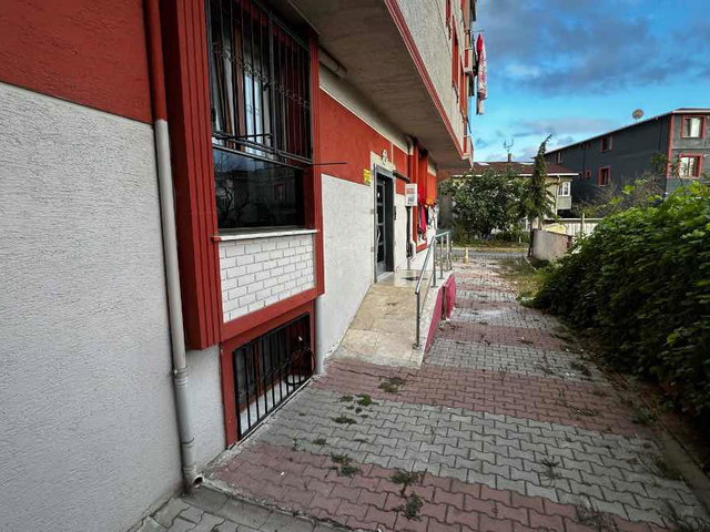 ÇEKMEKÖYÜN PRESTİJLİ LOKASYONUNDA KREDİ SORUNSUZ FIRSAT ARA KAT