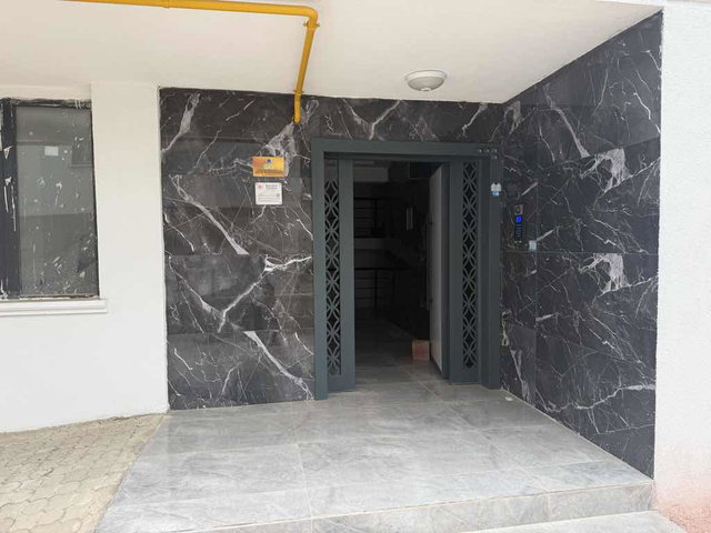 KÖRFEZ MAHALLESİ TOPLU KONUT BULVARINA YAKIN EŞYALI KİRALIK 1+1