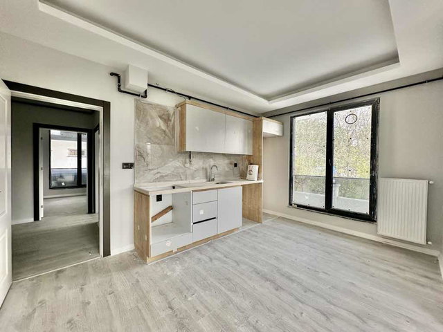 REMAX YASİN'DEN YÜZME HAVUZUNUN ARKASINDA SATILIK DAİRE
