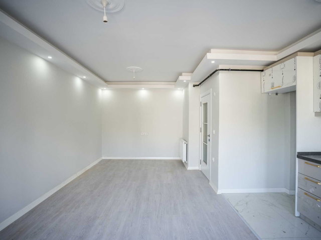 YENİDOĞAN'DA YAŞAM VADİSİNE YAKIN-KAPALI OTOPARKLI 2+1 DAİRE