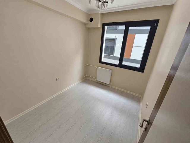 CUMHURİYET MAHALLESİ’NDE SATILIK 2+1 DAİRE