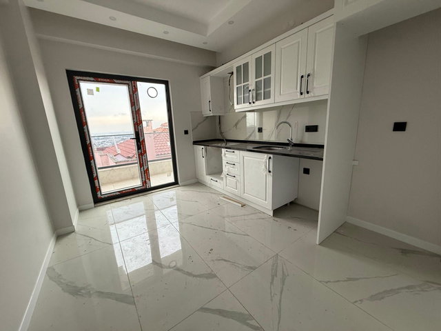 REMAX DESIGN MALTEPEDE KİRALIK 2+1 DAİRE