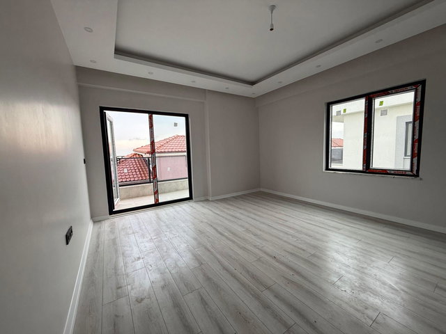 REMAX DESIGN MALTEPEDE KİRALIK 2+1 DAİRE