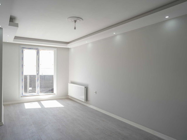 YENİDOĞAN'DA YAŞAM VADİSİNE YAKIN-KAPALI OTOPARKLI 2+1 DAİRE