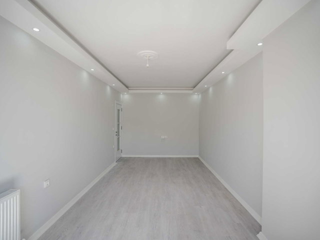 YENİDOĞAN'DA YAŞAM VADİSİNE YAKIN-KAPALI OTOPARKLI 2+1 DAİRE