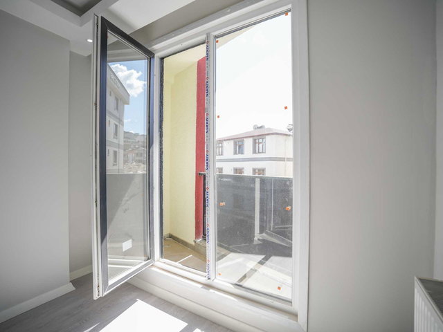 YENİDOĞAN'DA YAŞAM VADİSİNE YAKIN-KAPALI OTOPARKLI 2+1 DAİRE